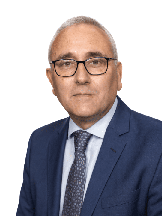 Dr. Andrew Bell